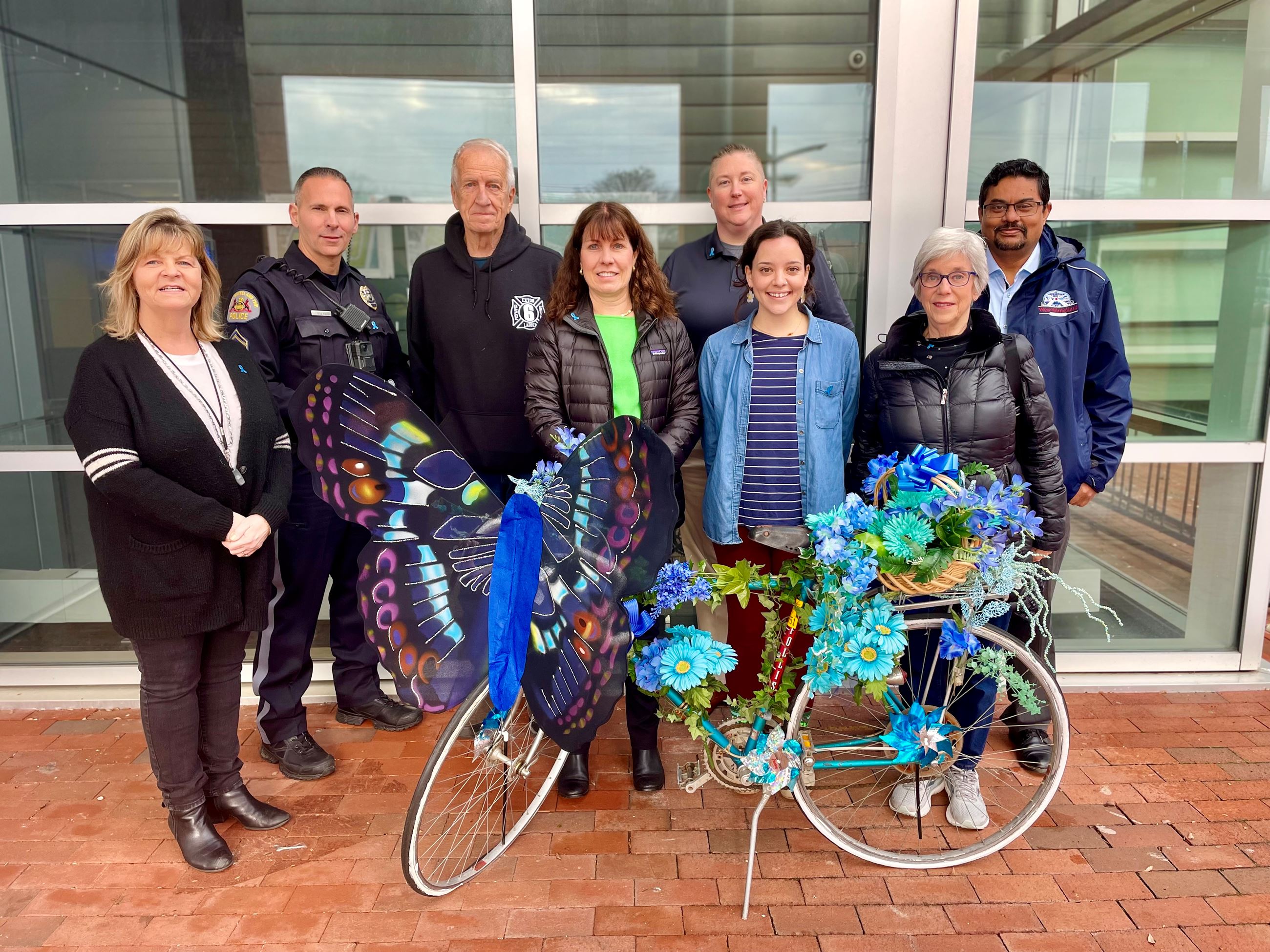 Pedals w Petals Nat HT Month 0123